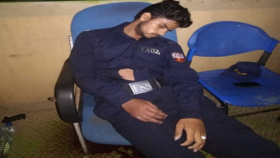 اسلام آباد جي يونيورسٽي مان سيڪيورٽي گارڊ جو لاش هٿ