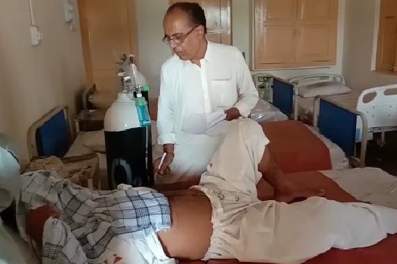 انڊس هاءِ وي تي حادثي ۾ 2 زخمي، هڪ جي حالت نازڪ