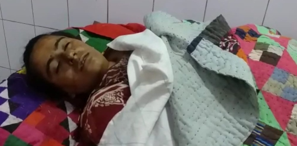 هٿياربندن جو گهر تي حملو، عورت قتل