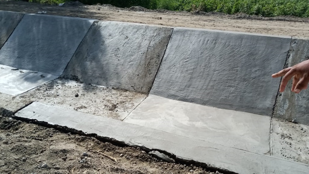 تيتري ۽ گجو شاخن کي پڪو ڪرڻ جي ڪم ۾ ناقص مٽيريل استعمال؟