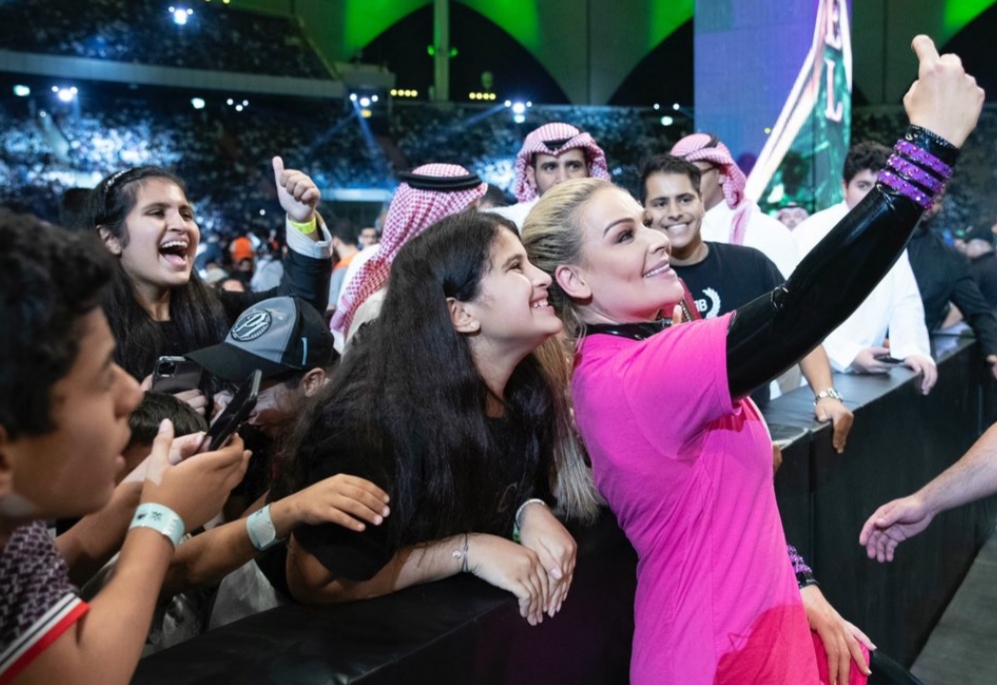 سعودي عرب ۾ پهريون ڀيرو عورت ريسلرز جا مقابلا