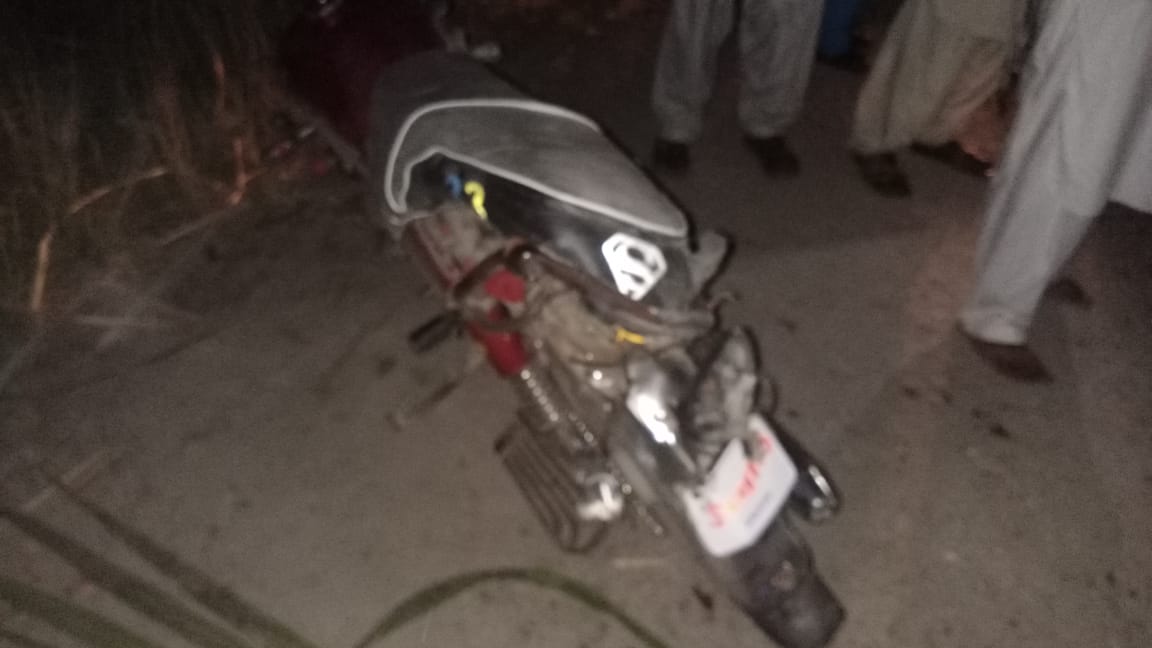 نامعلوم گاڏي جي ٽڪر سبب 2 سڳا ڀائر فوت