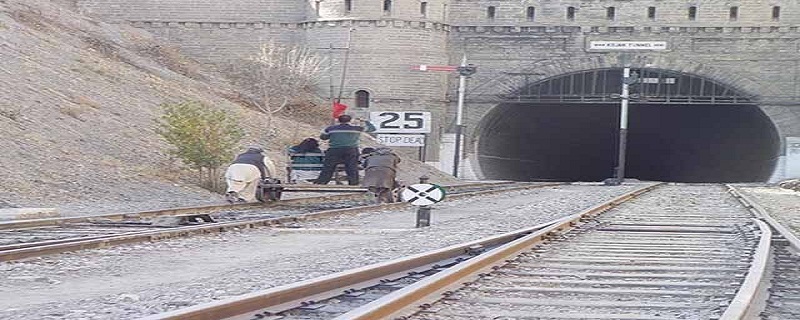 گوادر کان خضدار تائين ريلوي ٽريڪ وڇائڻ جي سفارش