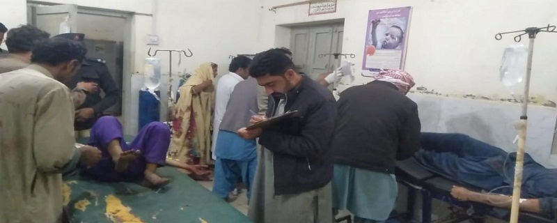 انڊس هاءِ وي تي حادثو، عورتن ۽ ٻارڙن سميت 22 زخمي