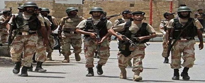 قانون لاڳو ڪندڙ ادارن سان مقابلي ۾ 2 شدت پسند قتل