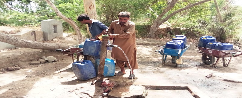 50 سيڪڙو جر جو پاڻي کارو ، ماڻهو ڪامڻ ۾ مبتلا