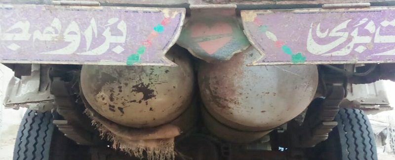 هنن هلندڙ ڦرندڙ خود ڪش بمبارن کي ڪير روڪيندو؟
