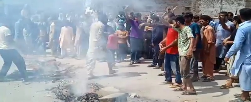 هٿرادو لوڊشيڊنگ خلاف عورتون به روڊ تي اچي ويون