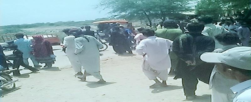 پڇڙي جا فصل سڪڻ خلاف آبادگارن جو احتجاج