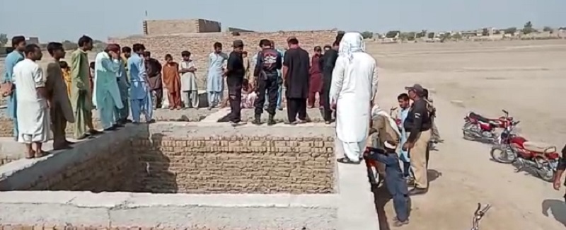 نوجوان جو پر اسرار نموني لاش هٿ، گهر ۾ ڪهرام