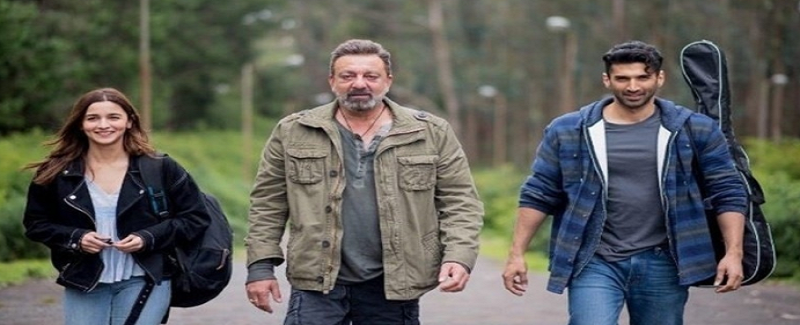 ڇا واقعي مهيش ڀٽ جي فلم سڙڪ 2 بيڪار آهي؟