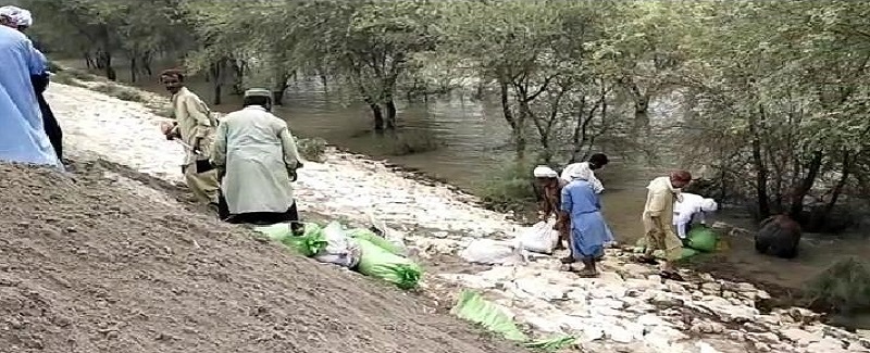 گهوڙا گهٽ بند تي ڪم ڪندڙ مزدورن تي فائرنگ ڪم بند