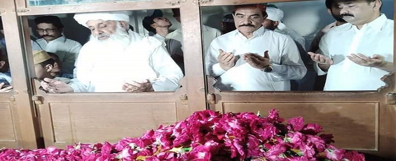 سمونڊ سائين جو عرس، عقيدت مندن پاران ڀيٽا پيش