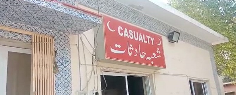قومي شاهراهه تي تيز رفتار ويگن ڪلٽي 8 مسافر زخمي