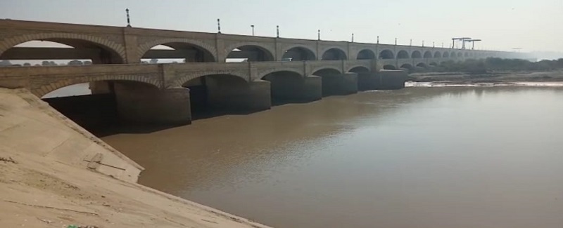 سکر بئراج جي صفائي لاءِ وارا بندي شروع ڪئي وئي آهي