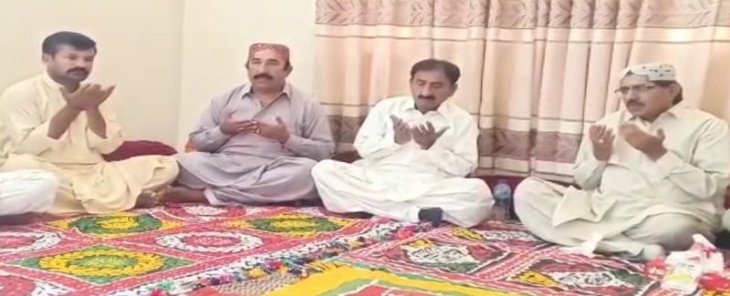 بند اسڪول کوليو، ڀرتي پاليسي رد ڪريون ٿا، ڇلگري