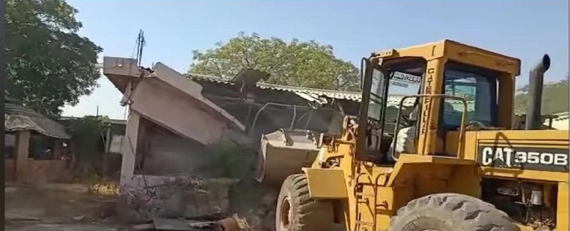 اينٽي انڪروچمنٽ جي ڪارروائي غير قانوني فارم ھائوس پٽ ڪري ڇڏيا