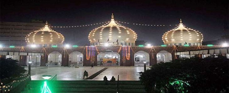 ملڪ ۾ شب معراج مذهبي عقيدت ۽ احترام سان ملهايو ويندو