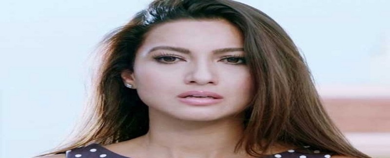 ڪورونا ٽيسٽ مثبت اچڻ باوجود گوهر خان شوٽنگ تي پهچي وئي