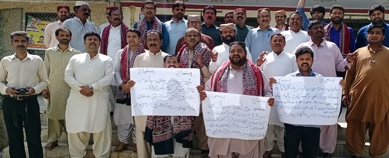 بلڊرمافيا جي ڌمڪين  خلاف صحافين جو احتجاج