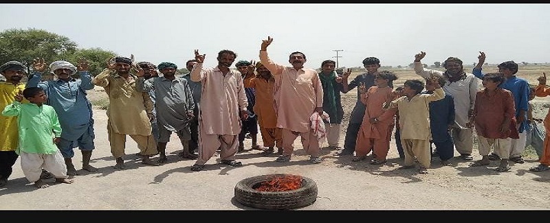 آبادگارن جو پاڻي بند ڪرڻ خلاف احتجاجي مظاهرو،ڌرڻو
