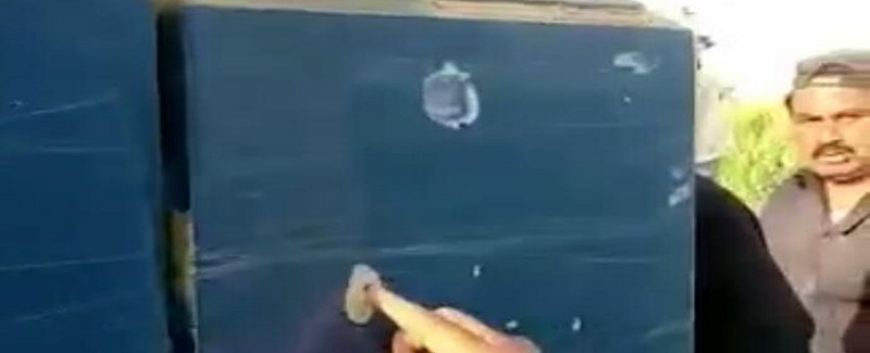 ڌاڙيلن ۽ پوليس ۾ مقابلو هڪ اهلڪار شهيد ٻيو زخمي