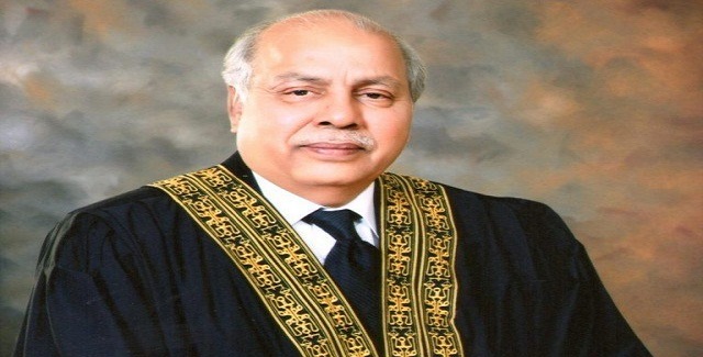 ڪي ايم سي ڪراچي کي تباهه ڪري ڇڏيوآهي،چيف جسٽس