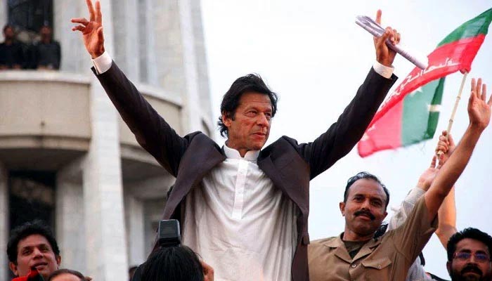 سيڪيورٽي خدشا، عمران مينار پاڪستان نه وڃي: لاهور انتظاميه