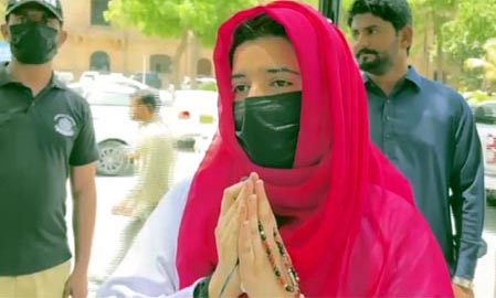 پروين رند سنڌ هاءِ ڪورٽ مان انصاف لاءِ پر اميد