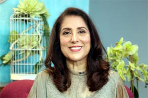 ثمينه پيرزاده پاران سياسي اڳواڻن جي گهر ٻاهران احتجاج جي مذمت