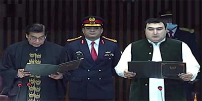 زاهد اڪرم دراني ڊپٽي اسپيڪر قومي اسيمبلي جو حلف کڻي ورتو