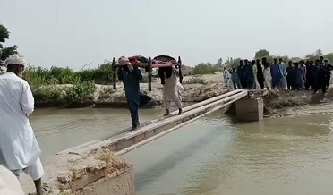 انتظاميه جي بدانتظامي،شهري ميتون ٿنبي تان گذارڻ لڳا