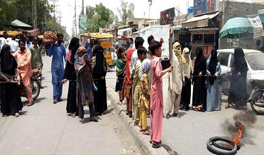 بااثر جي زيادتين خلاف عورتن احتجاج