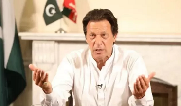 عمران خان پي ٽي آءِ جو بنا مقابلي چيئرمين منتخب