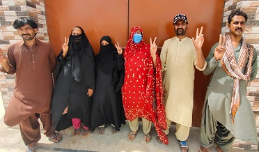 پيپلز ڪالوني واسين جو پنهنجي وڏي ڀاءُ خلاف احتجاج