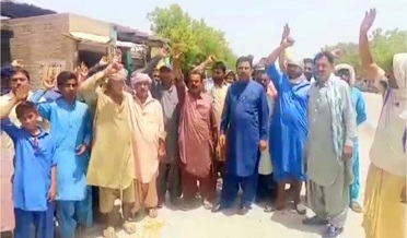 ليکڪ جو پٽ کنڀجي ويو، وارثن جو احتجاجي مظاهرو