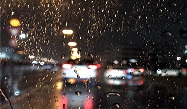 ڪراچي ۾  رات دير سان برسات جو امڪان