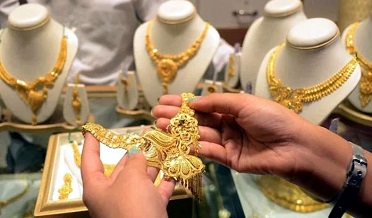 ملڪ ۾ سون جي قيمت ۾ ڪجهه گهٽتائي