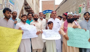 قتل ٿي ويل کوکر برادري جي اڳواڻ جي قاتلن جي گرفتاري لاءِ احتجاج