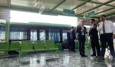 وزيراعظم پنڊي اسلام آباد لاءِ ميٽرو بس سروس جو افتتاح ڪري ڇڏيو