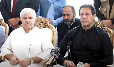 عمران خان جو ٻوڏ متاثر علائقن جو دورو،متاثرن جي مدد ڪرڻ جو حڪم