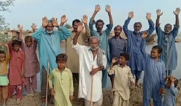 خانڳڙھ ۽ ميرپور ماٿيلو برسات متاثرن جي واهر نه ٿي سگهي،احتجاج،روڊ بلاڪ