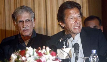 عمران خان چئي ته  15 منٽن ۾ حڪومت کي ڪيرائي سگهون ٿا: پرويز خٽڪ