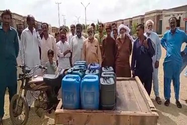 مڪلي واسي 1 مھيني کان پاڻي بند ھجڻ ڪري رھواسي اڃ مرڻ لڳا