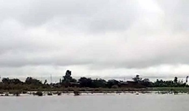 ڪشمور: گڊو بئراج وٽ سنڌوءَ ۾ مٿانهين درجي جي ٻوڏ برقرار