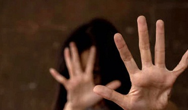 ڪراچي ۾ ٻوڏ متاثر ٻارڙي سان اجتماعي زيادتي جي تصديق،وڏي وزير جونوٽيس