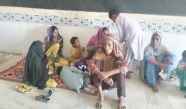 اسپتال انتظاميه جي نااهلي ڊاڪٽر موڪلن تي ٻوڏ متاثر دربدر