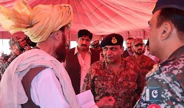 ڪور ڪمانڊر پشاور جو ڏکڻ وزيرستان جي ضلعي سراروغه  جو دورو