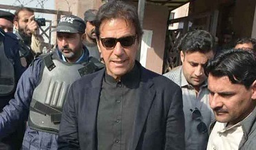 توهين عدالت ڪيس، عمران خان بيان حلفي جمع ڪرائي ڇڏيو