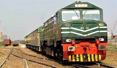 سکر ايڪسپريس جي راڻيپور ۾ انجڻ فيل،مسافر پريشان